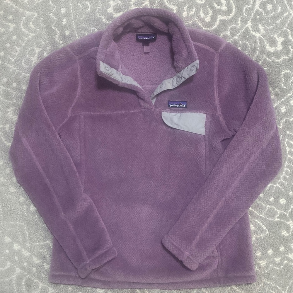 Patagonia* Womans M Purple 1/4 button-up fleece